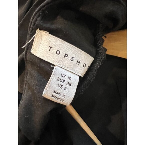 TOPSHOP Puff Short Sleeved Round Necked Black Mini Dress Size 6 - Picture 6 of 9